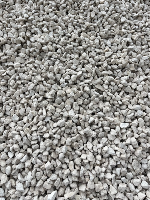 arrivage et vente de cailloux de differentes granulometrie à salon la tour en correze entre brive et limoges